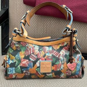 Dooney and Bourke Candy shoulder bag GUC